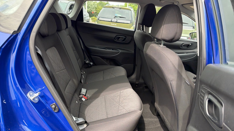 Hyundai BAYON 1.0 TGDi 48V MHEV SE Connect 5dr Petrol Hatchback - Image 16