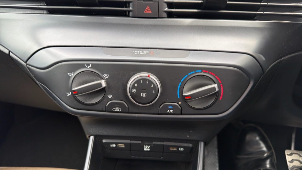 Hyundai BAYON 1.0 TGDi 48V MHEV SE Connect 5dr Petrol Hatchback - Image 27