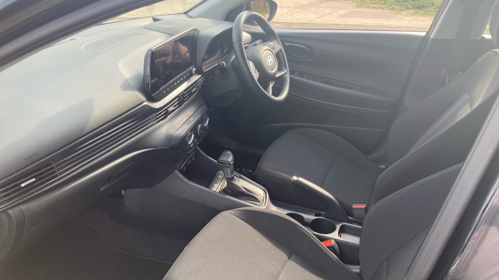 Hyundai i20 1.0T GDi Advance 5dr DCT Petrol Hatchback - Image 9