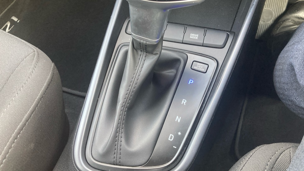 Hyundai i20 1.0T GDi Advance 5dr DCT Petrol Hatchback - Image 44