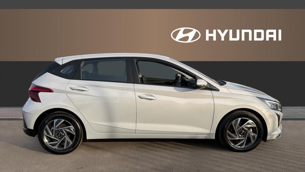 Hyundai i20 1.0T GDi Advance [Nav] 5dr DCT Petrol Hatchback - Image 5