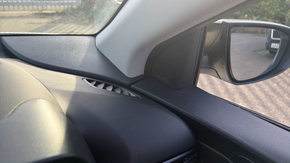 Hyundai i20 1.0T GDi Advance [Nav] 5dr DCT Petrol Hatchback - Image 40