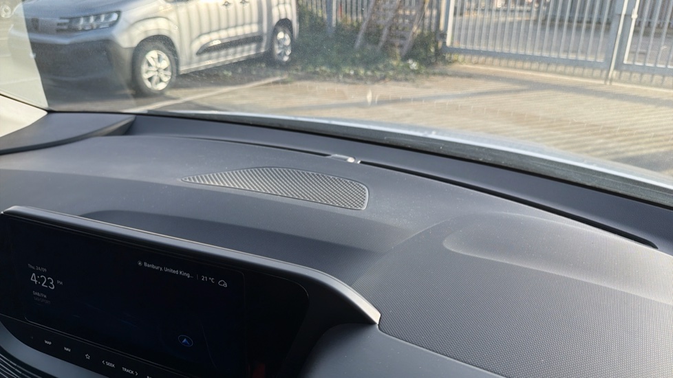 Hyundai i20 1.0T GDi Advance [Nav] 5dr DCT Petrol Hatchback - Image 41