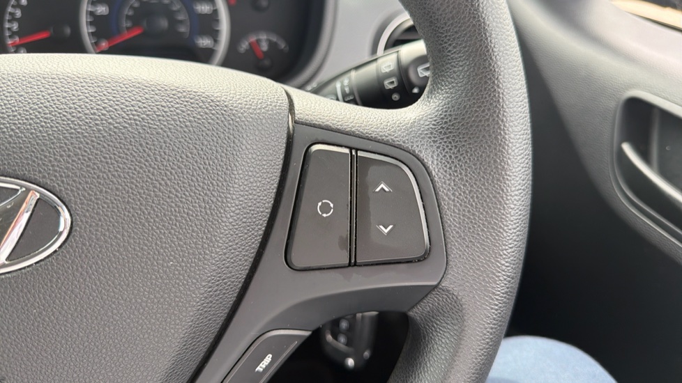 Hyundai i10 1.2 SE 5dr Auto Petrol Hatchback - Image 24