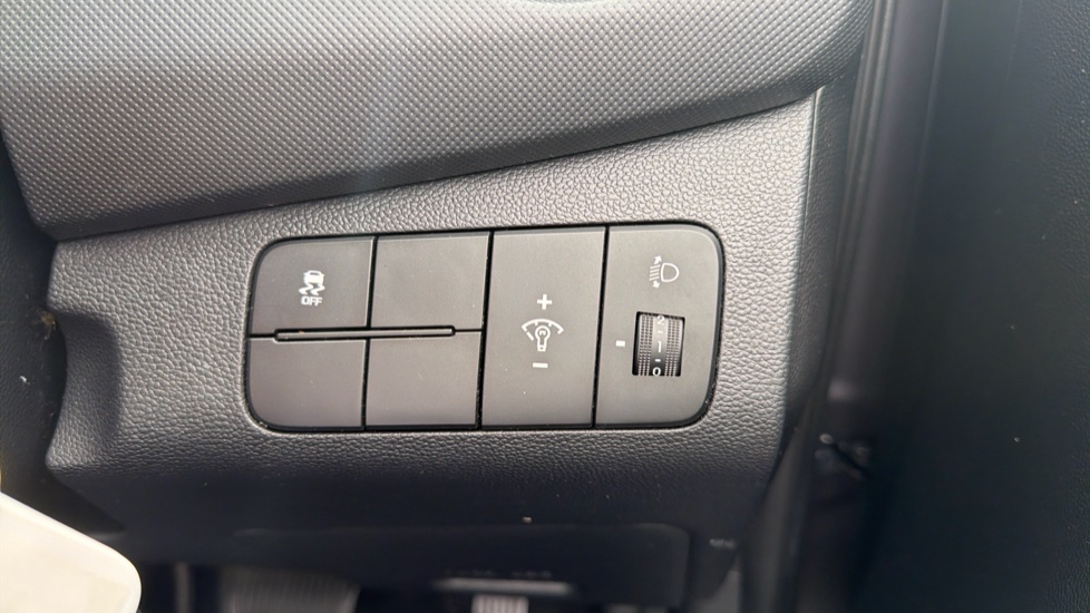 Hyundai i10 1.2 SE 5dr Auto Petrol Hatchback - Image 28