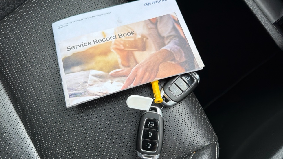 Hyundai KONA 1.6 GDi Hybrid Premium SE 5dr DCT Hybrid Hatchback - Image 19