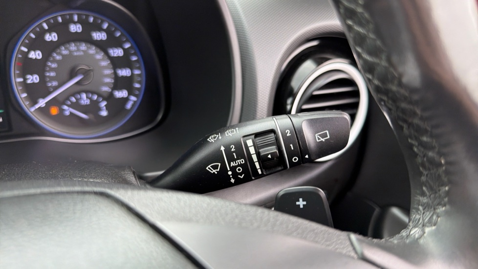 Hyundai KONA 1.6 GDi Hybrid Premium SE 5dr DCT Hybrid Hatchback - Image 23