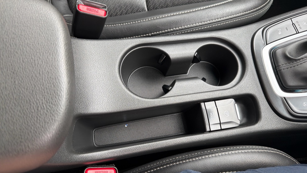 Hyundai KONA 1.6 GDi Hybrid Premium SE 5dr DCT Hybrid Hatchback - Image 37