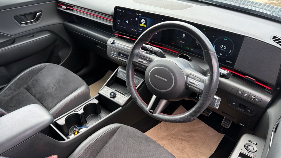 Hyundai KONA 1.6 GDi Hybrid N Line S 5dr DCT Hybrid Hatchback - Image 11