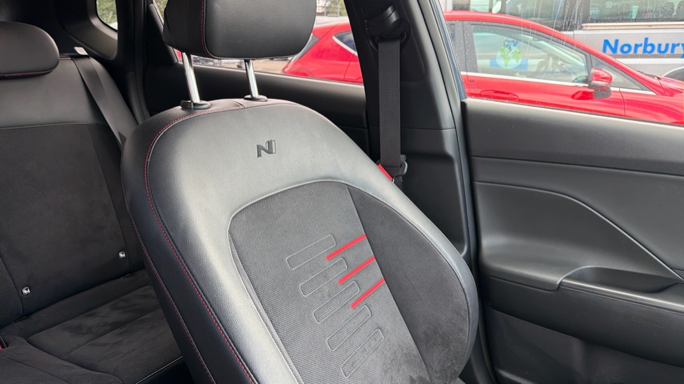 Hyundai KONA 1.6 GDi Hybrid N Line S 5dr DCT Hybrid Hatchback - Image 38