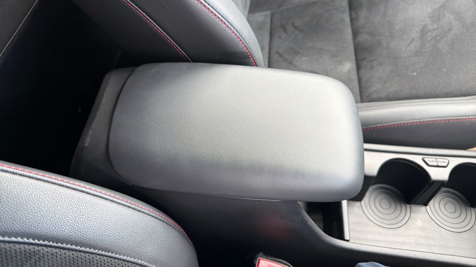 Hyundai KONA 1.6 GDi Hybrid N Line S 5dr DCT Hybrid Hatchback - Image 43