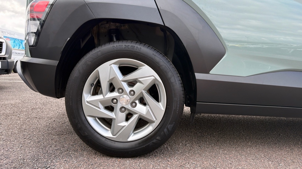 Hyundai KONA 1.0T Advance 5dr DCT Petrol Hatchback - Image 7
