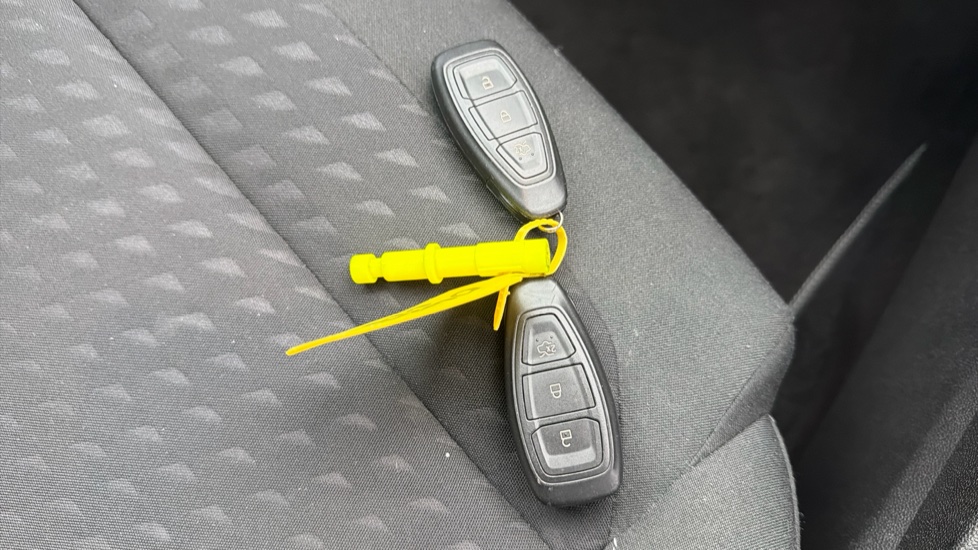 Ford Fiesta 1.0 EcoBoost Titanium 5dr Petrol Hatchback - Image 20