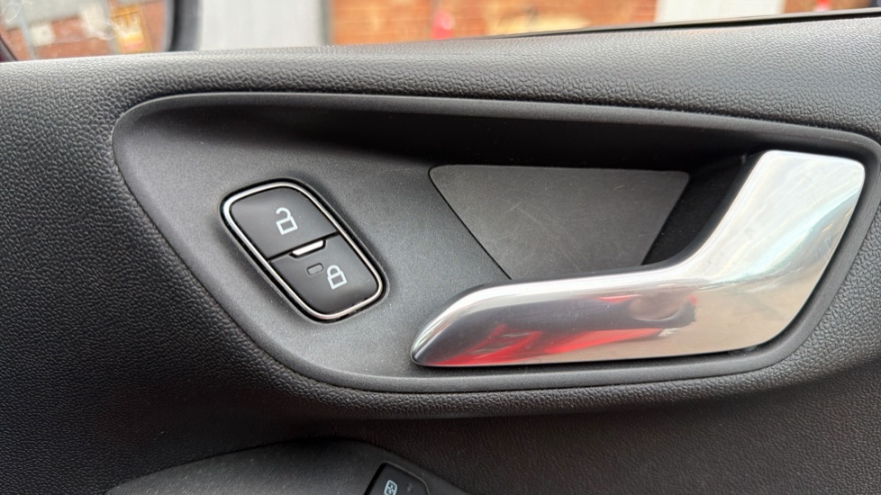 Ford Fiesta 1.0 EcoBoost Titanium 5dr Petrol Hatchback - Image 27