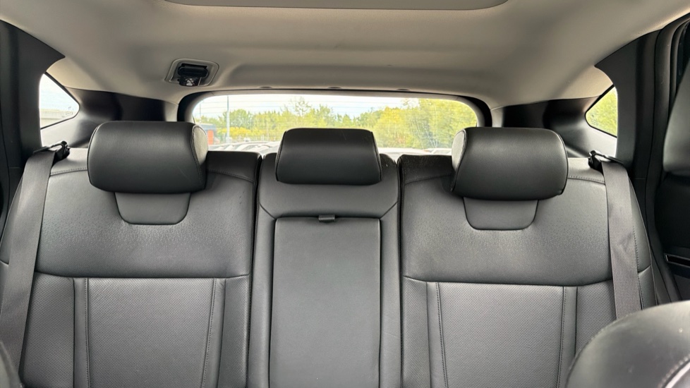 Hyundai TUCSON 1.6 TGDi Ultimate 5dr 2WD Petrol Estate - Image 15