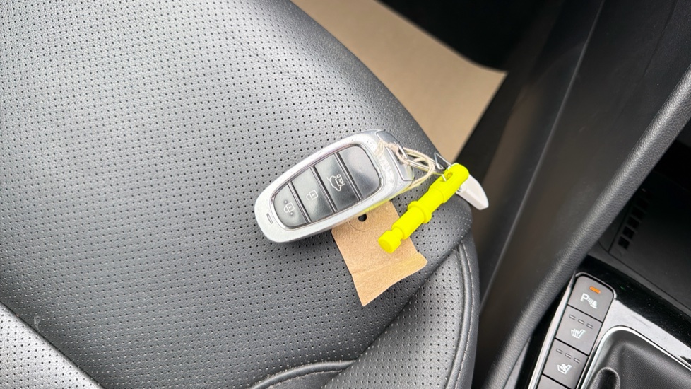Hyundai TUCSON 1.6 TGDi Ultimate 5dr 2WD Petrol Estate - Image 20