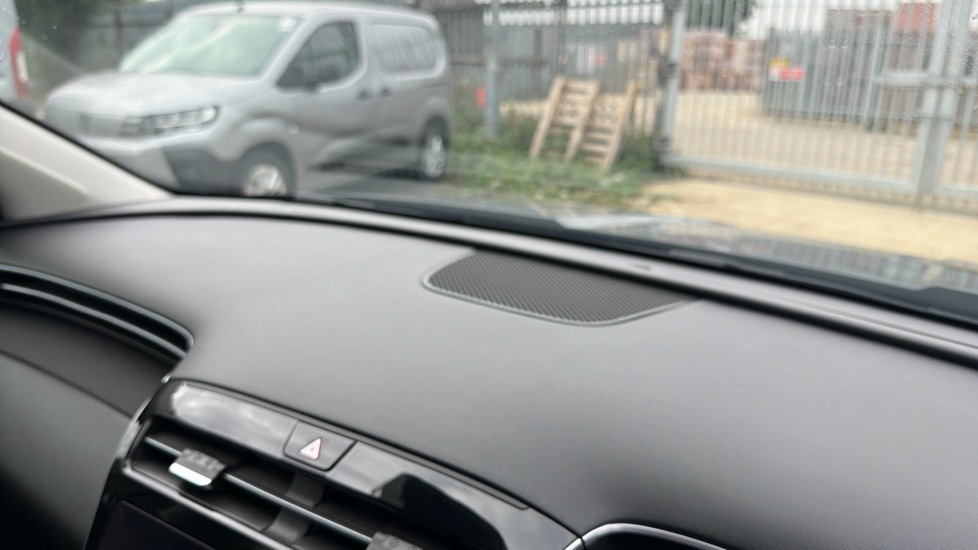 Hyundai TUCSON 1.6 TGDi Ultimate 5dr 2WD Petrol Estate - Image 29