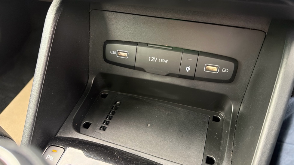 Hyundai TUCSON 1.6 TGDi Ultimate 5dr 2WD Petrol Estate - Image 36