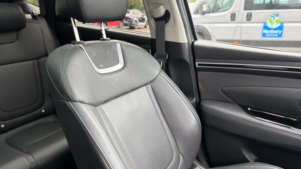Hyundai TUCSON 1.6 TGDi Ultimate 5dr 2WD Petrol Estate - Image 45