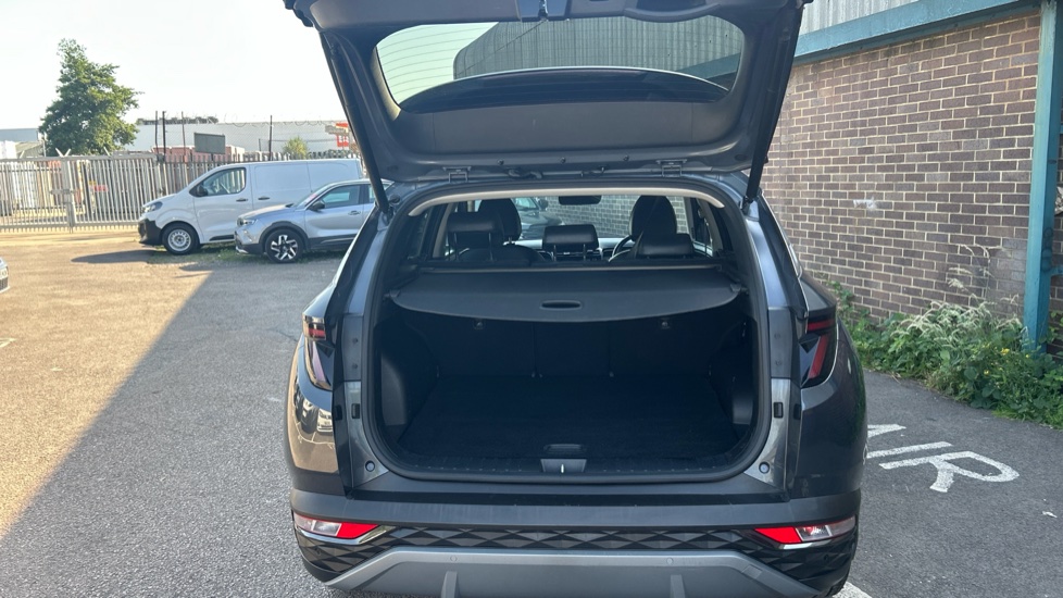 Hyundai TUCSON 1.6 TGDi Ultimate 5dr 2WD Petrol Estate - Image 4