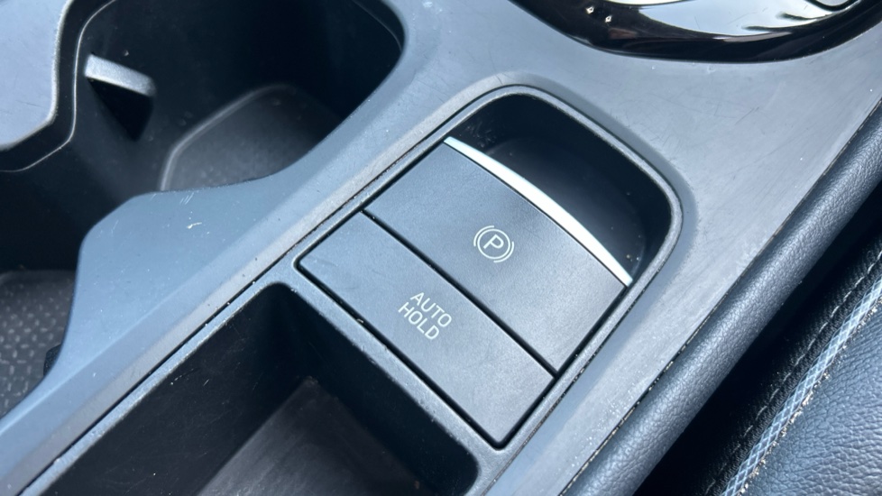 Hyundai TUCSON 1.6 TGDi Ultimate 5dr 2WD Petrol Estate - Image 30