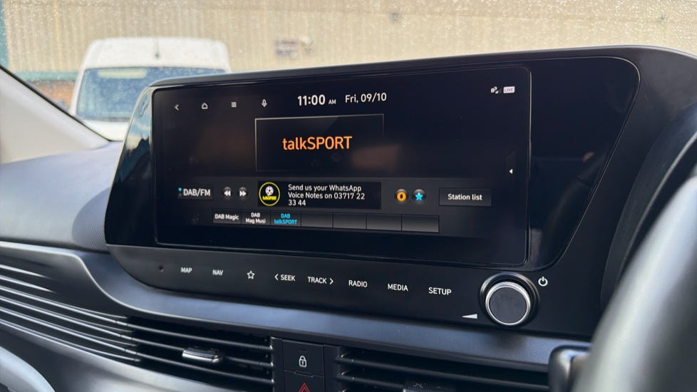 Hyundai BAYON 1.0 TGDi 48V MHEV Ultimate 5dr DCT Petrol Hatchback - Image 33
