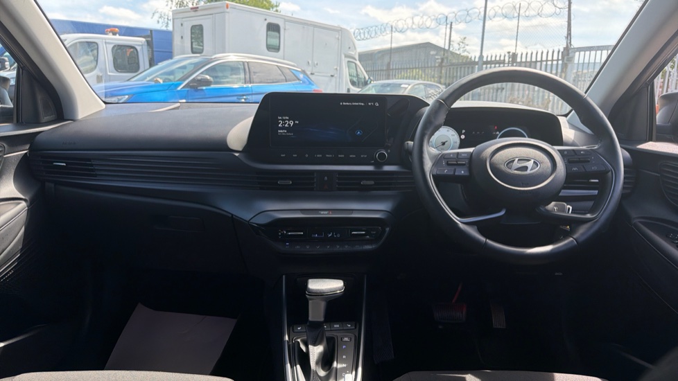 Hyundai i20 1.0T GDi Premium 5dr DCT Petrol Hatchback - Image 10