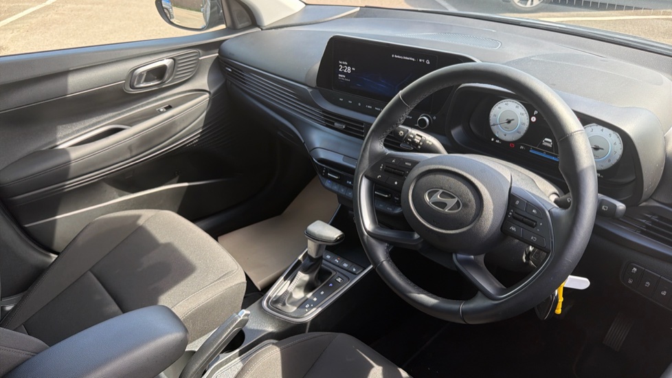 Hyundai i20 1.0T GDi Premium 5dr DCT Petrol Hatchback - Image 11