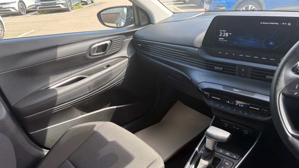 Hyundai i20 1.0T GDi Premium 5dr DCT Petrol Hatchback - Image 14