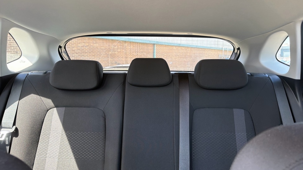 Hyundai i20 1.0T GDi Premium 5dr DCT Petrol Hatchback - Image 15