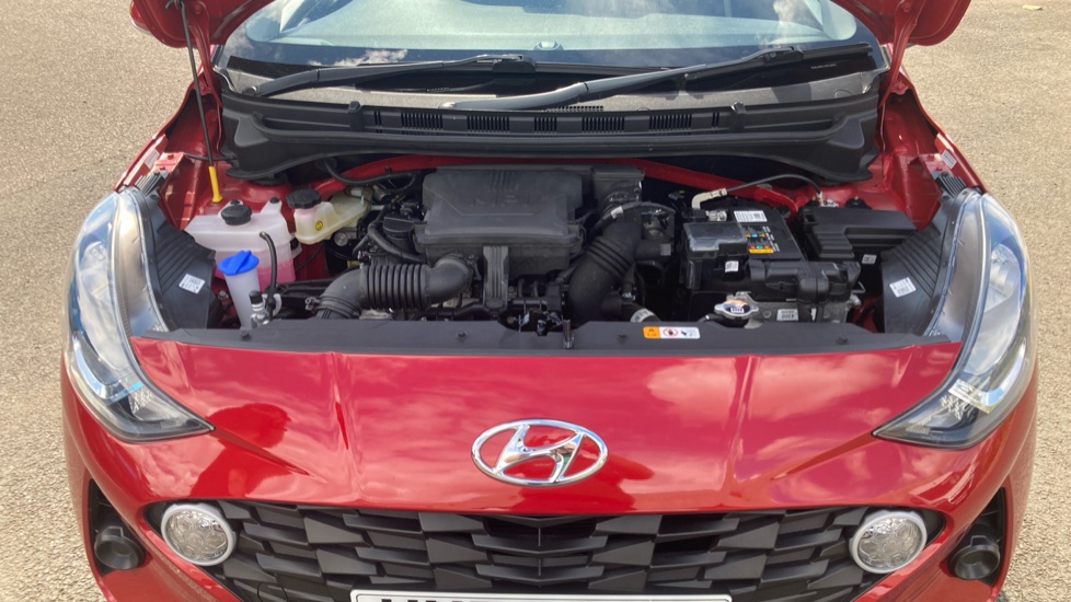 Hyundai i10 1.0 MPi SE Connect 5dr Auto Petrol Hatchback - Image 8