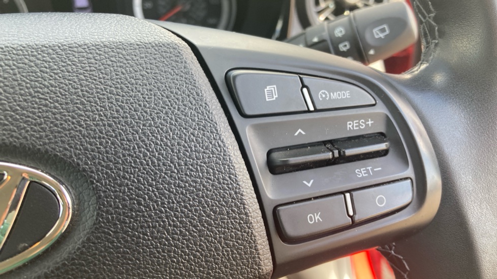 Hyundai i10 1.0 MPi SE Connect 5dr Auto Petrol Hatchback - Image 21