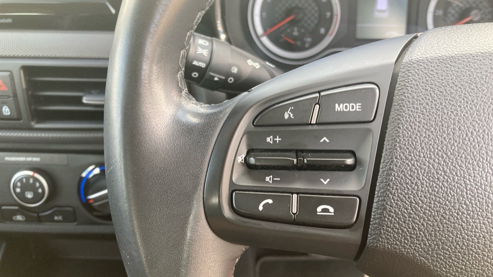 Hyundai i10 1.0 MPi SE Connect 5dr Auto Petrol Hatchback - Image 22