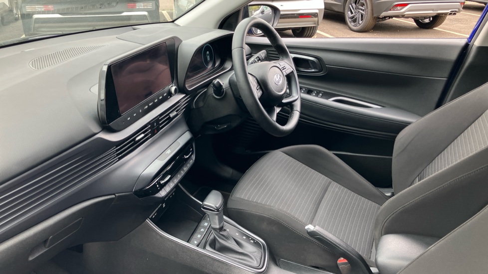 Hyundai i20 1.0T GDi 48V MHD Premium 5dr DCT Petrol Hatchback - Image 9