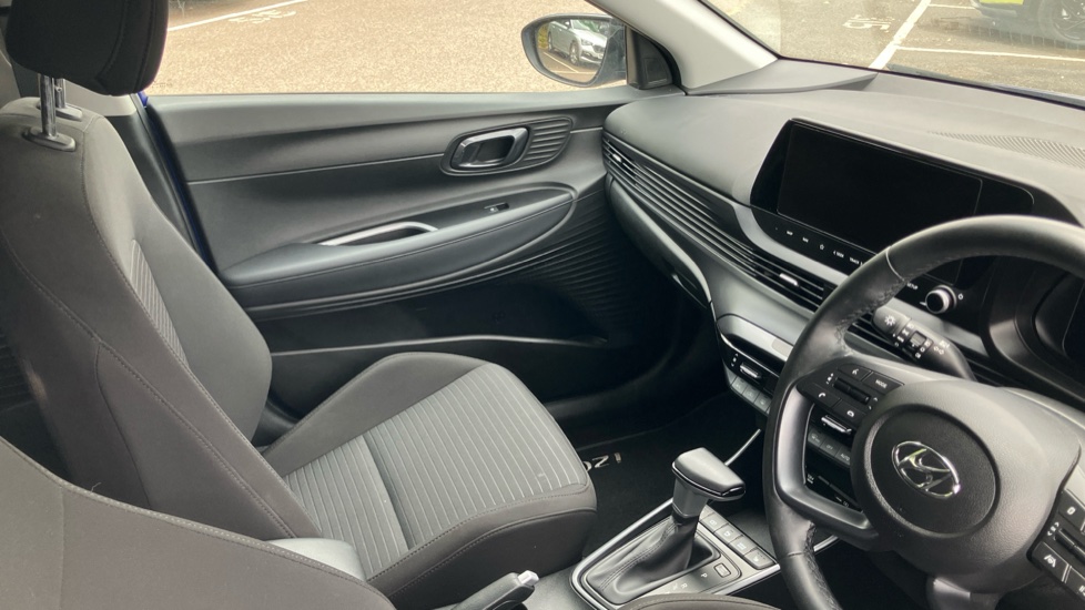 Hyundai i20 1.0T GDi 48V MHD Premium 5dr DCT Petrol Hatchback - Image 14
