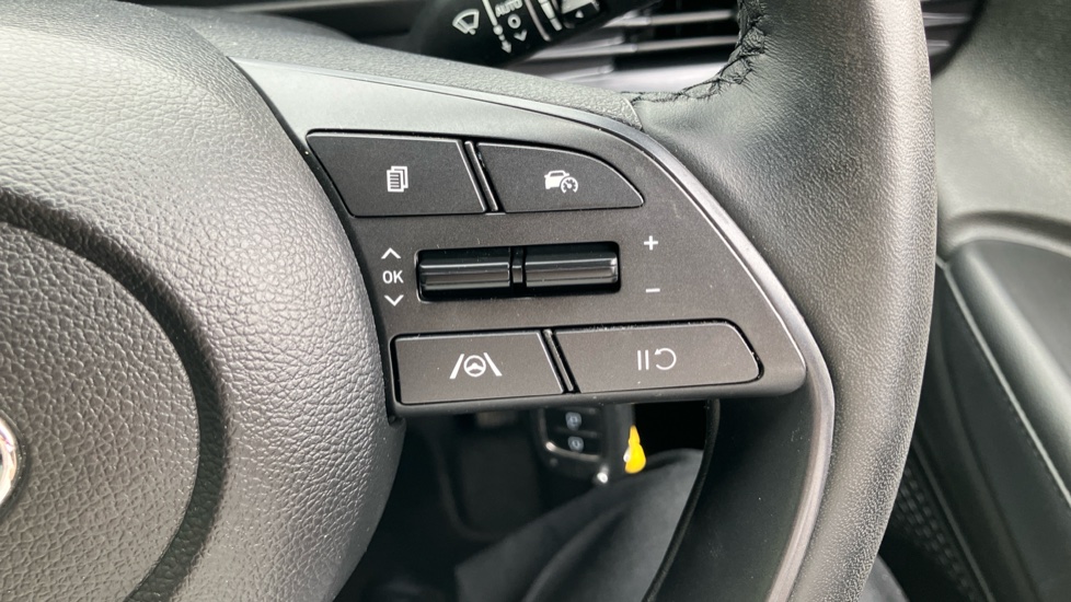 Hyundai i20 1.0T GDi 48V MHD Premium 5dr DCT Petrol Hatchback - Image 34
