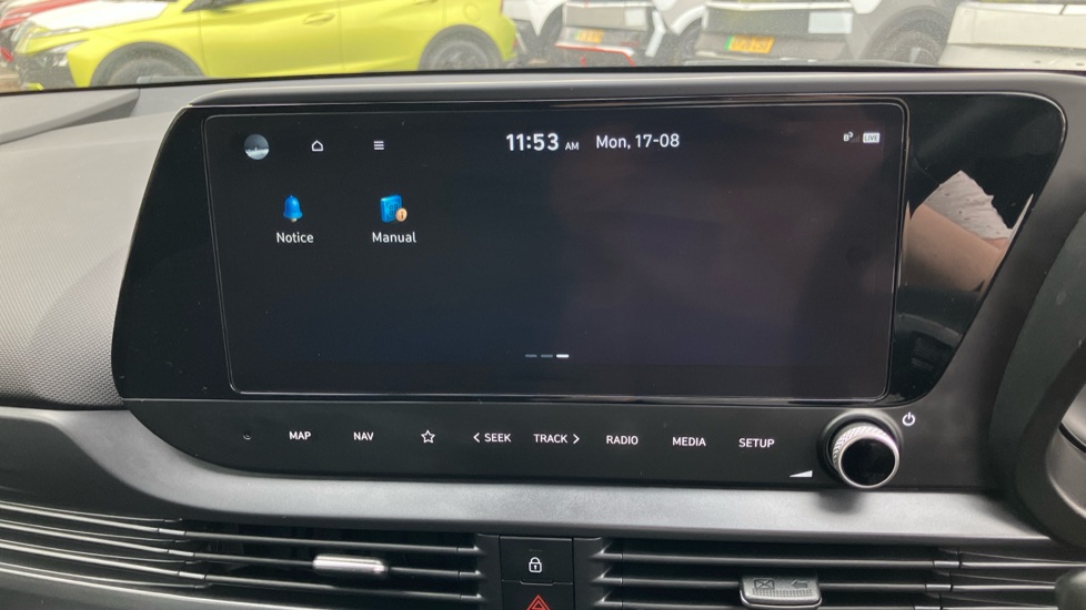 Hyundai i20 1.0T GDi 48V MHD Premium 5dr DCT Petrol Hatchback - Image 42