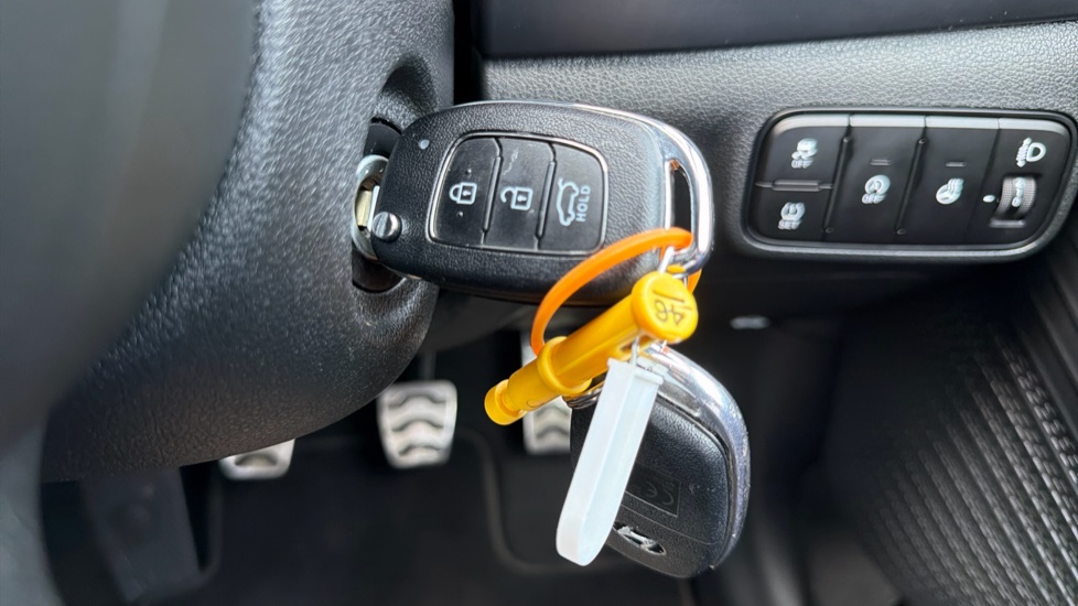 Hyundai BAYON 1.0 TGDi 48V MHEV Premium 5dr Petrol Hatchback - Image 20