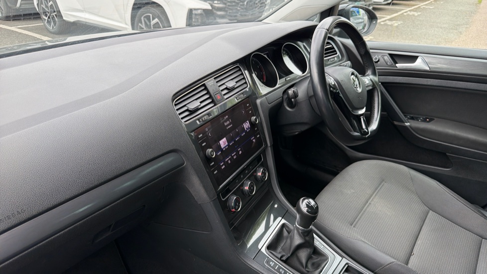 Volkswagen Golf 1.5 TSI EVO 150 Match 5dr Petrol Estate - Image 9