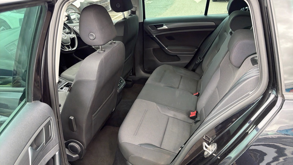 Volkswagen Golf 1.5 TSI EVO 150 Match 5dr Petrol Estate - Image 16