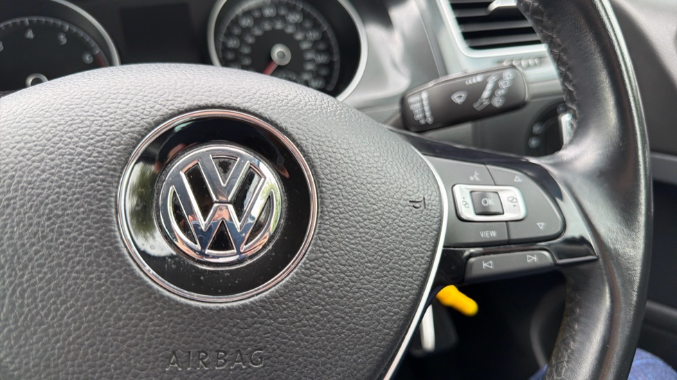 Volkswagen Golf 1.5 TSI EVO 150 Match 5dr Petrol Estate - Image 23