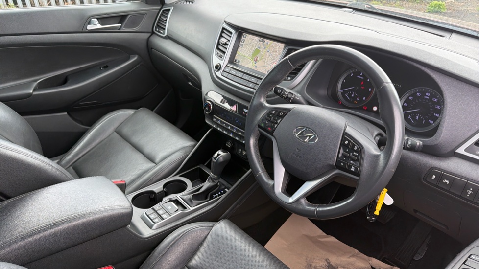 Hyundai TUCSON 1.7 CRDi Blue Drive Sport Edition 5dr 2WD DCT Diesel Estate - Image 11