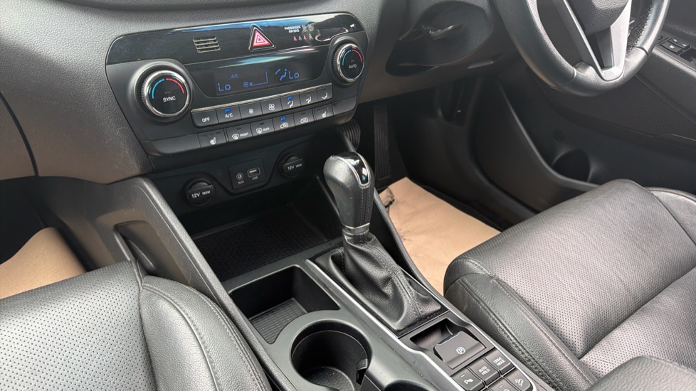 Hyundai TUCSON 1.7 CRDi Blue Drive Sport Edition 5dr 2WD DCT Diesel Estate - Image 13