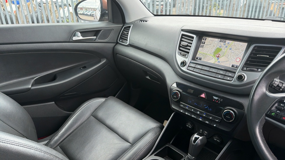 Hyundai TUCSON 1.7 CRDi Blue Drive Sport Edition 5dr 2WD DCT Diesel Estate - Image 14
