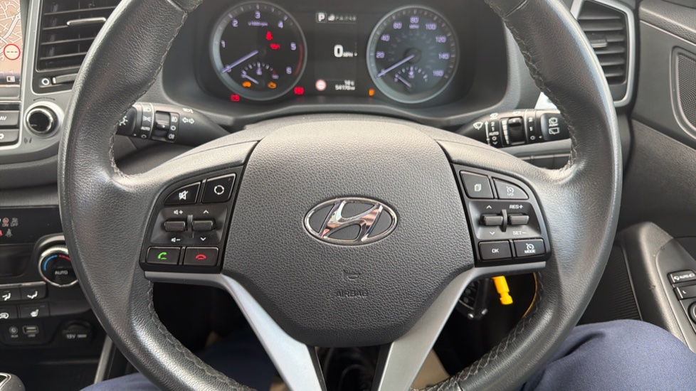 Hyundai TUCSON 1.7 CRDi Blue Drive Sport Edition 5dr 2WD DCT Diesel Estate - Image 29