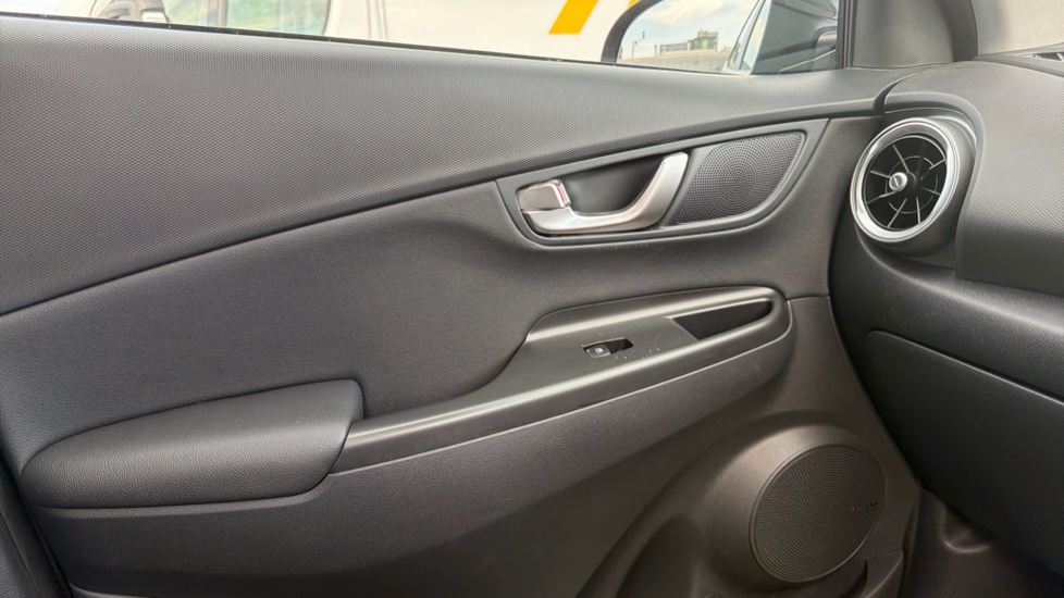 Hyundai KONA 150kW Ultimate 64kWh 5dr Auto Electric Hatchback - Image 38