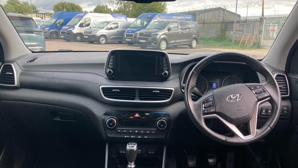 Hyundai TUCSON 1.6 GDi SE Nav 5dr 2WD Petrol Estate - Image 10