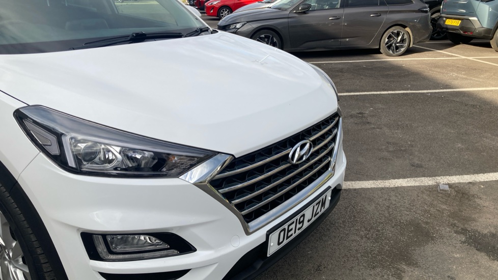 Hyundai TUCSON 1.6 GDi SE Nav 5dr 2WD Petrol Estate - Image 27
