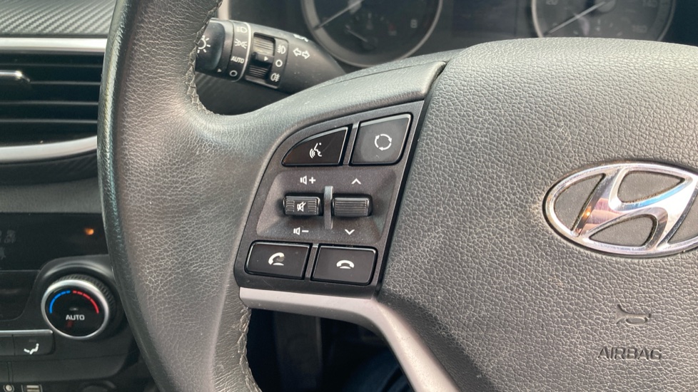 Hyundai TUCSON 1.6 GDi SE Nav 5dr 2WD Petrol Estate - Image 29