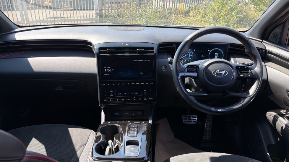 Hyundai TUCSON 1.6 TGDi Plug-in Hybrid N Line 5dr 4WD Auto Estate - Image 10